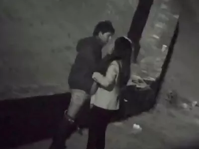 বাড়ির ক্যামেরা অপেশাদারদের সেক্সি বিএফ জীবনের কিছু গরম এবং অন্তরঙ্গ মুহূর্ত রেকর্ড করেছে